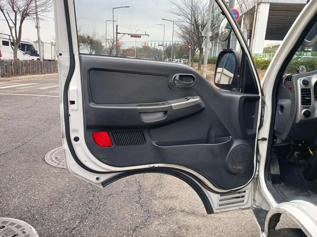 기아 봉고3 1톤 표준탑 8