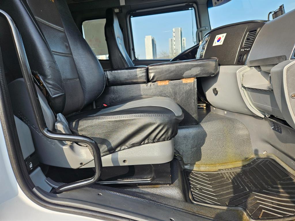 타타대우 프리마 340 윙바디 9.5톤 수동 12