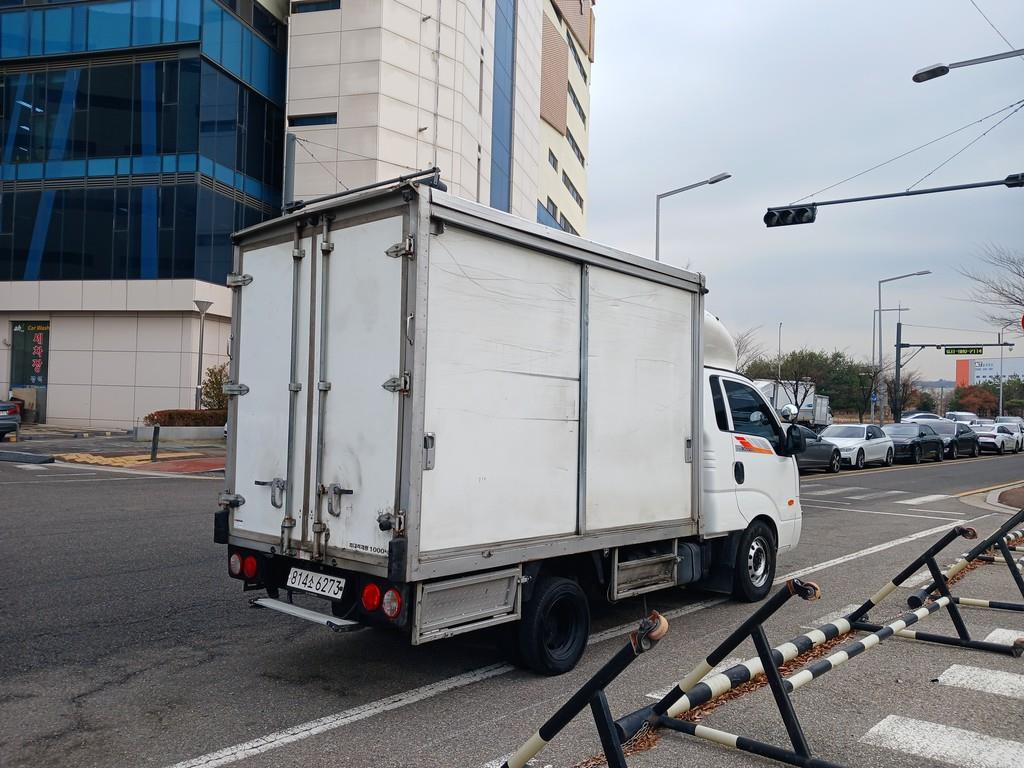 기아 봉고3 1톤 표준탑 4