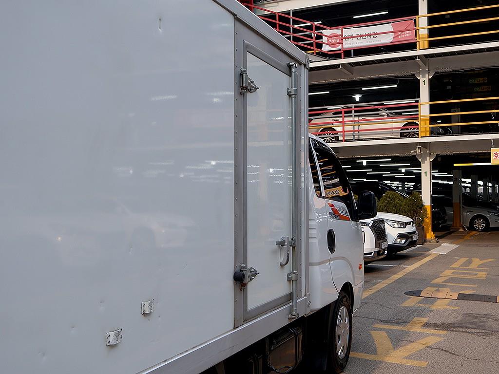 기아 봉고3 1톤 냉동탑 트윈컴프 13