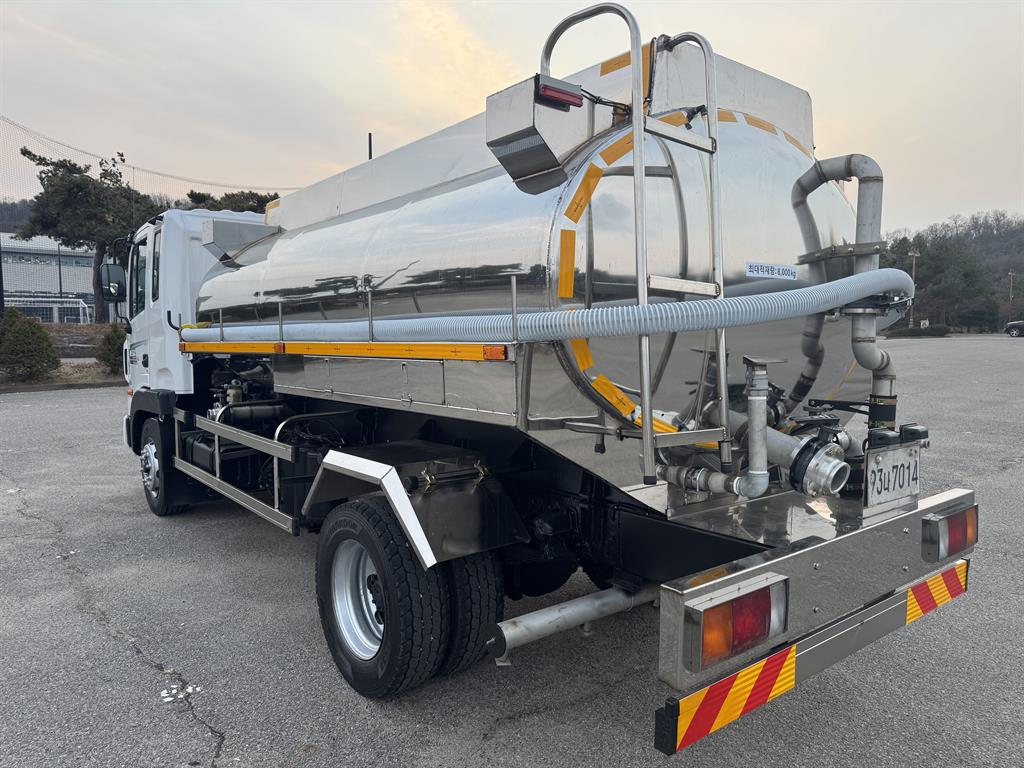 현대 살수차 메가트럭 수동 6