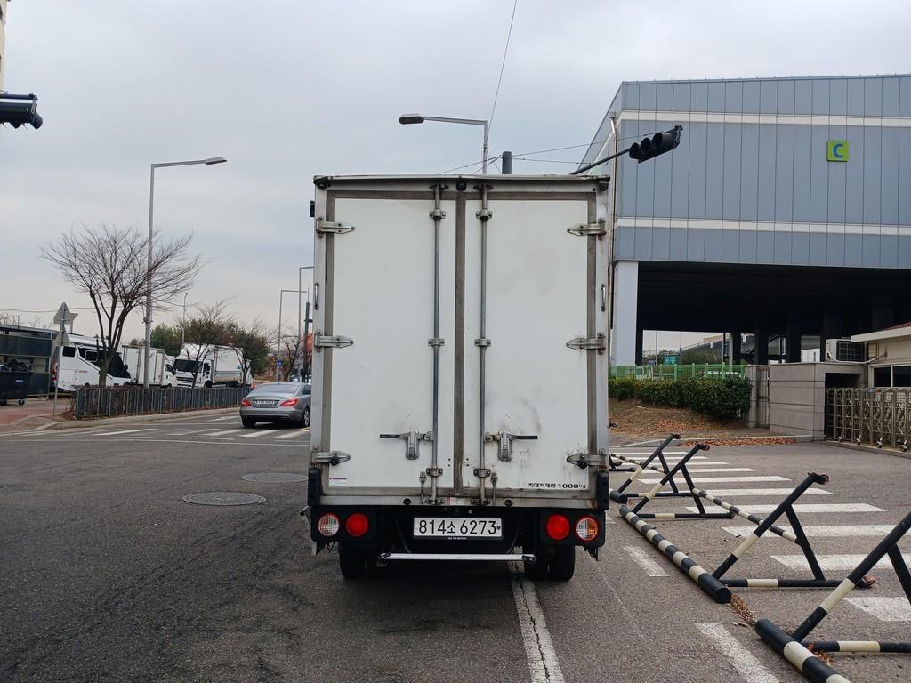 기아 봉고3 1톤 표준탑 2