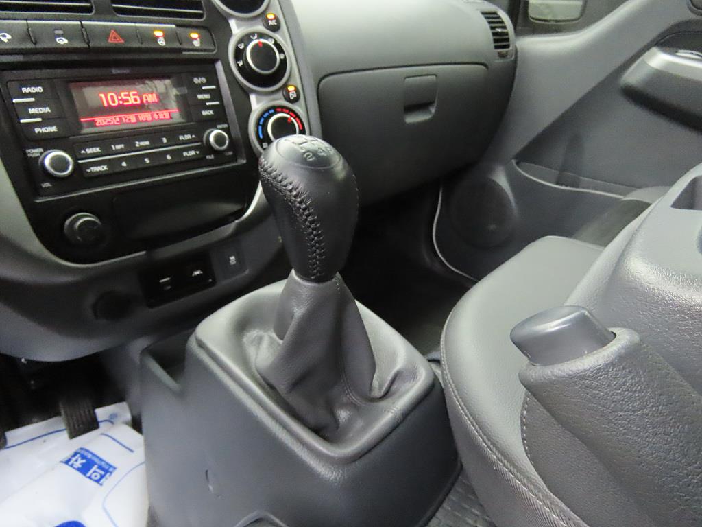 기아 봉고3 1톤 카고 LPG 9