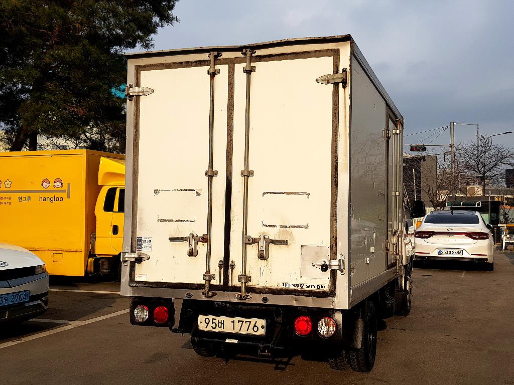 기아 봉고3 1.2톤 냉동탑 2