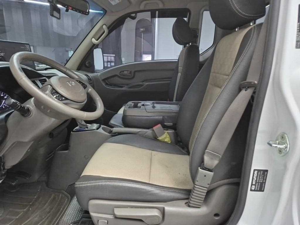 현대 포터2 1톤 카고 LPG 9