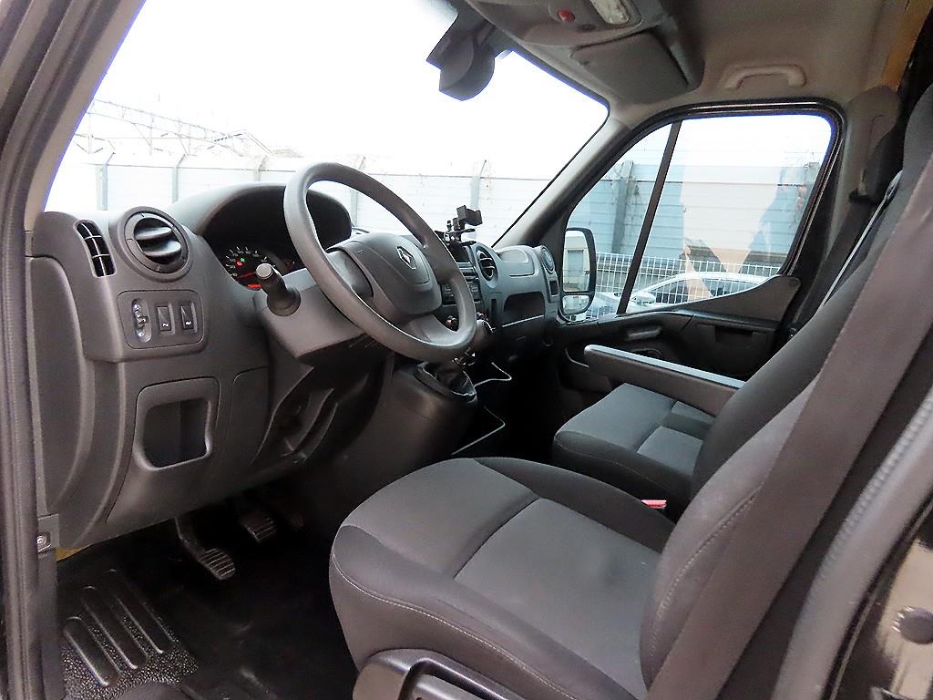 Renault Master Camping Car 8