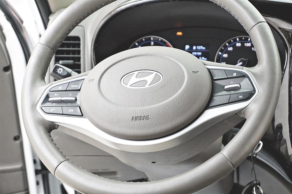 현대 포터2 1톤 카고 LPG 8