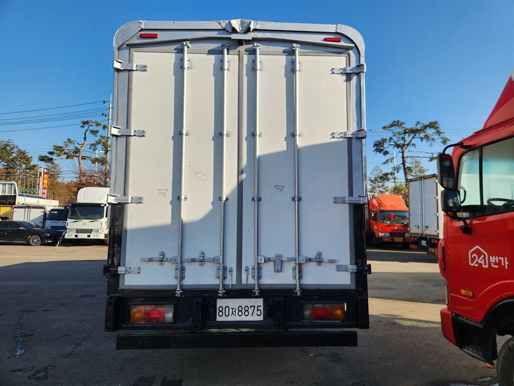 현대 메가트럭 단바리 윙바디 4.5톤 수동 4