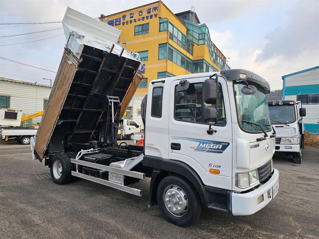 현대 메가트럭 화물덤프 5톤 7