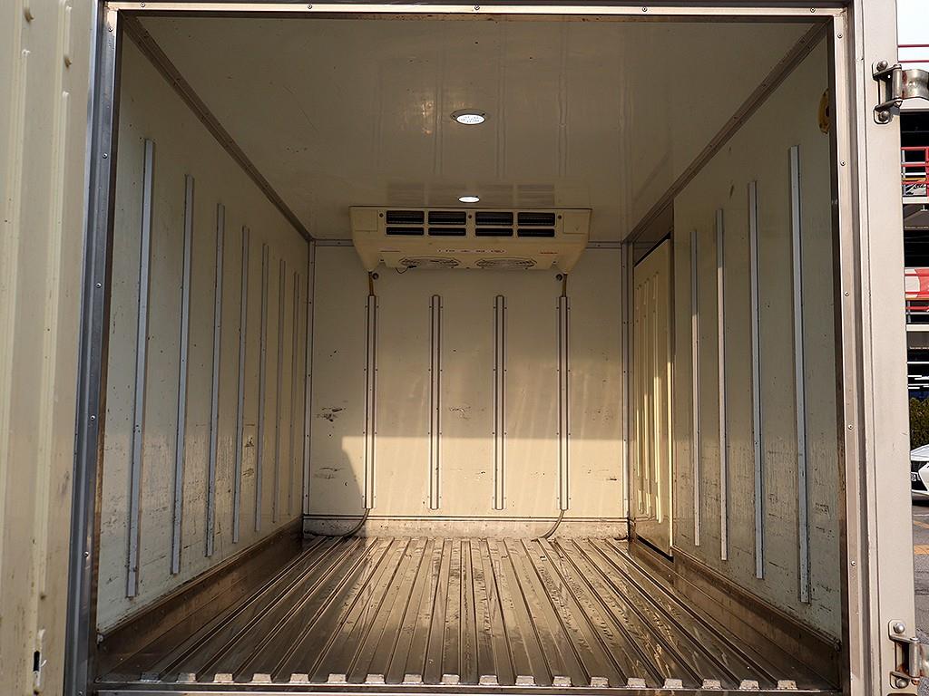 기아 봉고3 1톤 냉동탑 트윈컴프 19