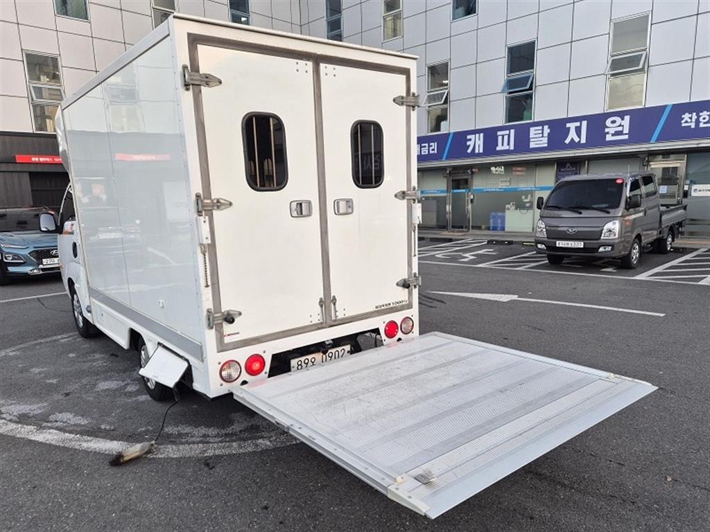 기아 봉고3 캠핑트럭 7