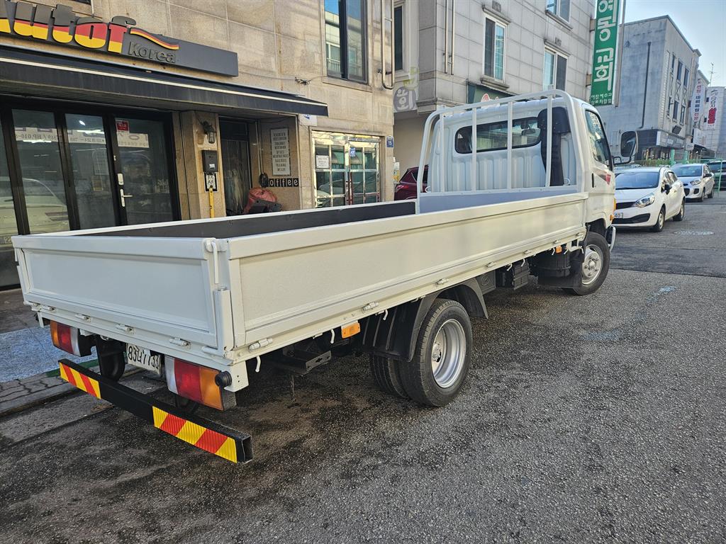 현대 이마이티 2.5톤 카고 4