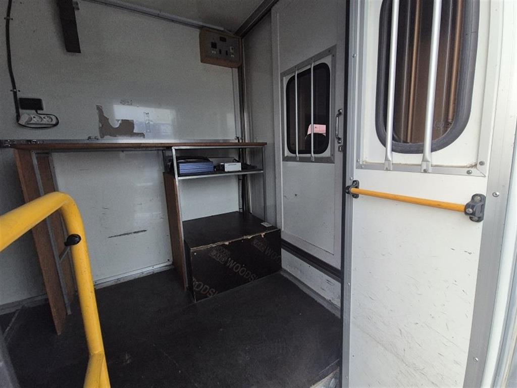 기아 봉고3 캠핑트럭 9