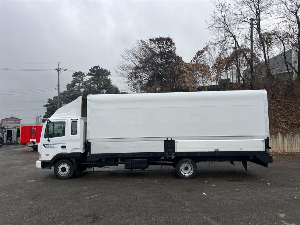 현대 메가트럭 260 단바리 윙바디 4.5톤 수동 4