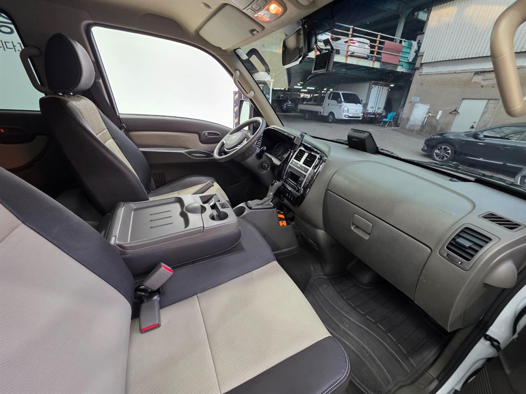 현대 포터2 1톤 카고 LPG 9