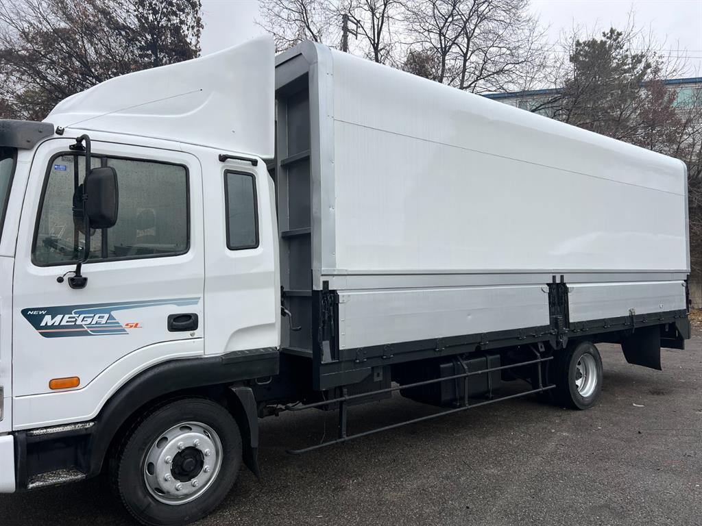 현대 메가트럭 260 단바리 윙바디 4.5톤 수동 8