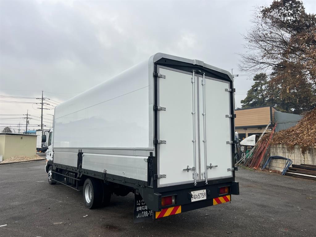 현대 메가트럭 260 단바리 윙바디 4.5톤 수동 2