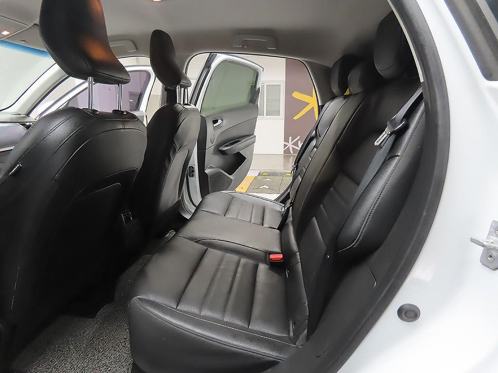 Renault XM3 1.6 GTe LE Plus 10