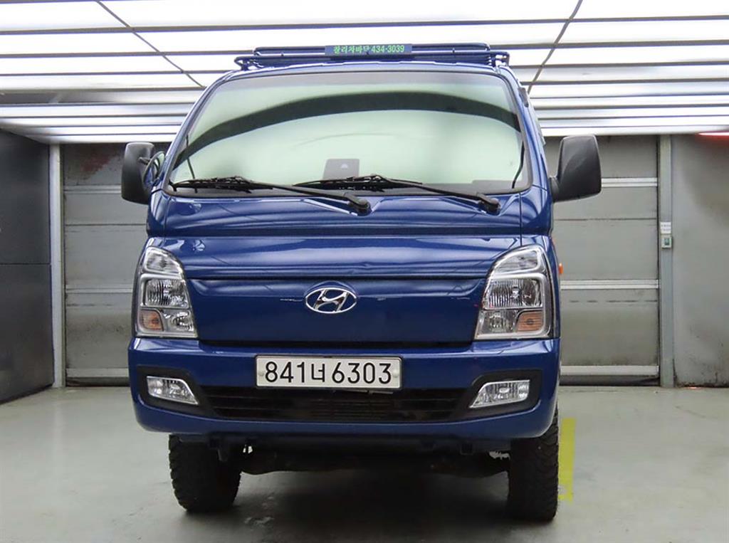 Hyundai Porter 4WD/ Double Cab/ Long Wheelbase Smart 3