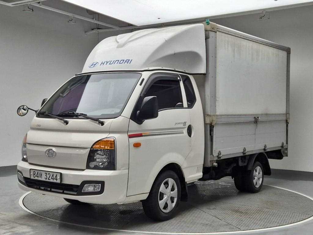 Hyundai Porter Super Cab/ Long Wheelbase/ CRDi Super