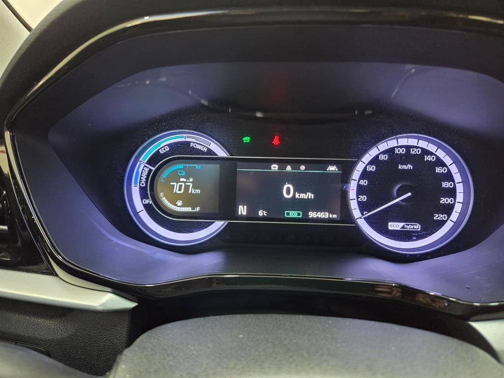 Kia Niro 1.6 HEV Luxury 4