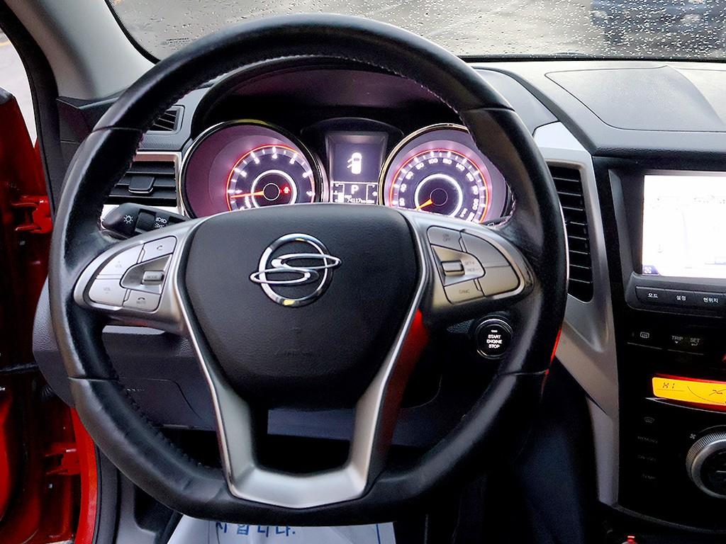 KG Mobility (Ssangyong) Tivoli Gasoline 2WD 1.6 LX 8