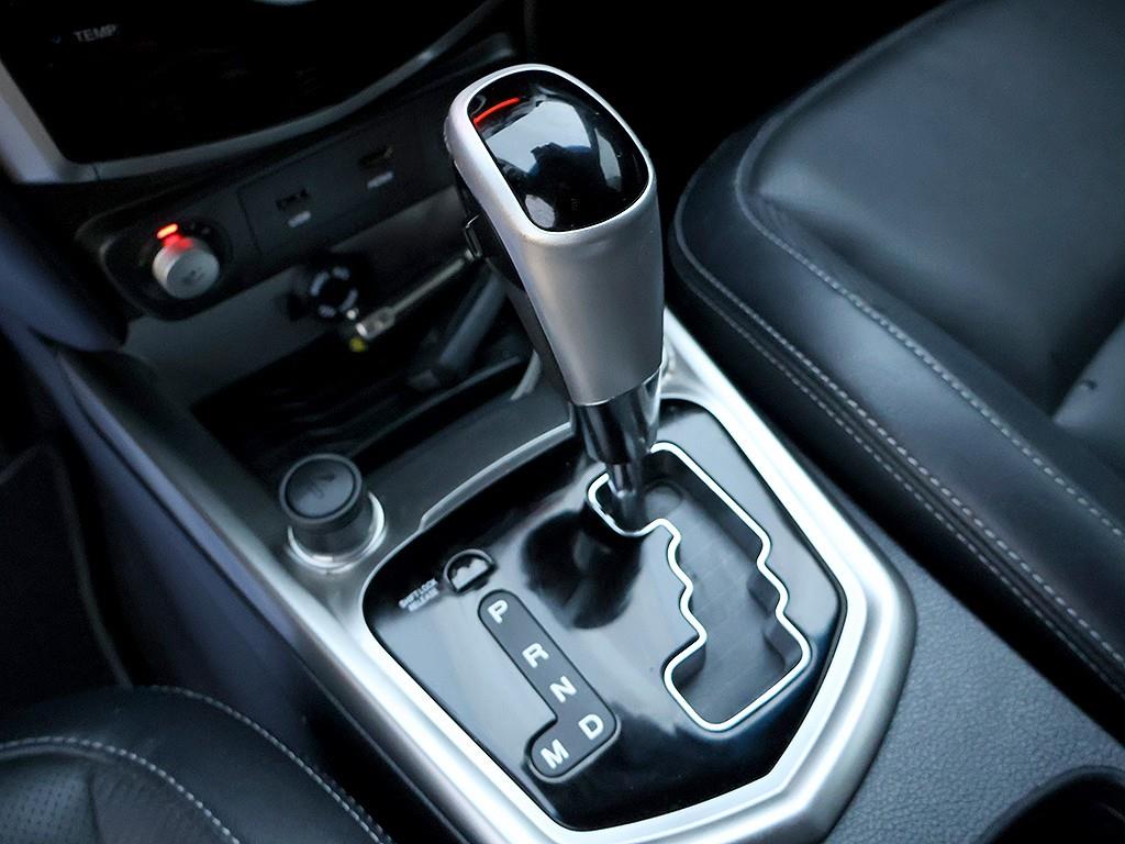 KG Mobility (Ssangyong) Tivoli Gasoline 2WD 1.6 LX 7