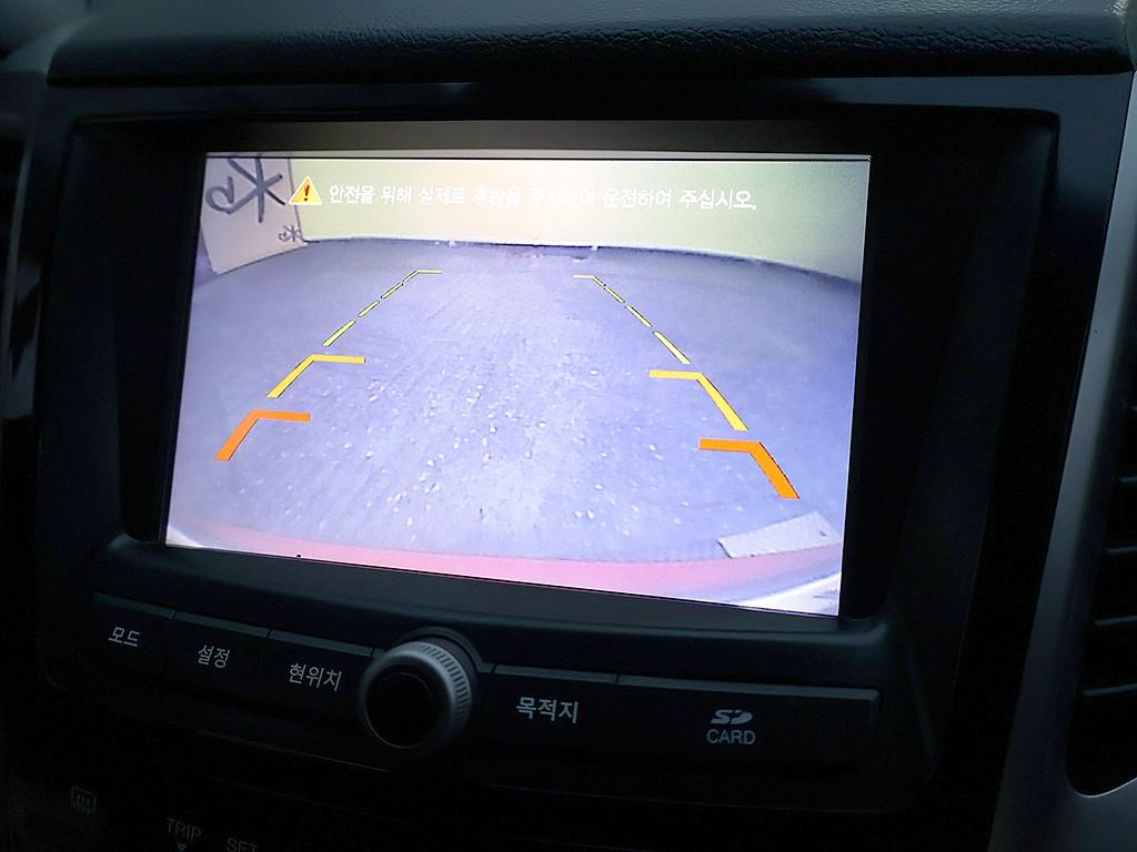 KG Mobility (Ssangyong) Tivoli Gasoline 2WD 1.6 LX 9