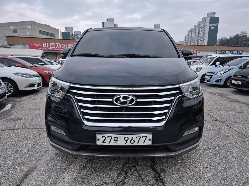 Hyundai Starex 2WD Urban Exclusive