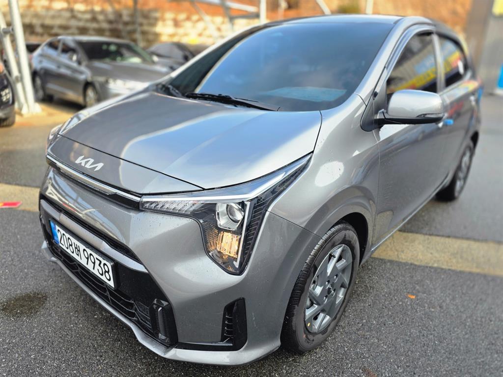 Kia Morning 1.0 Gasoline Prestige 4