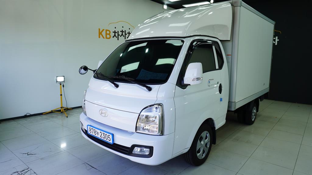 Hyundai Porter Super Cab/ Long Wheelbase Modern Plus