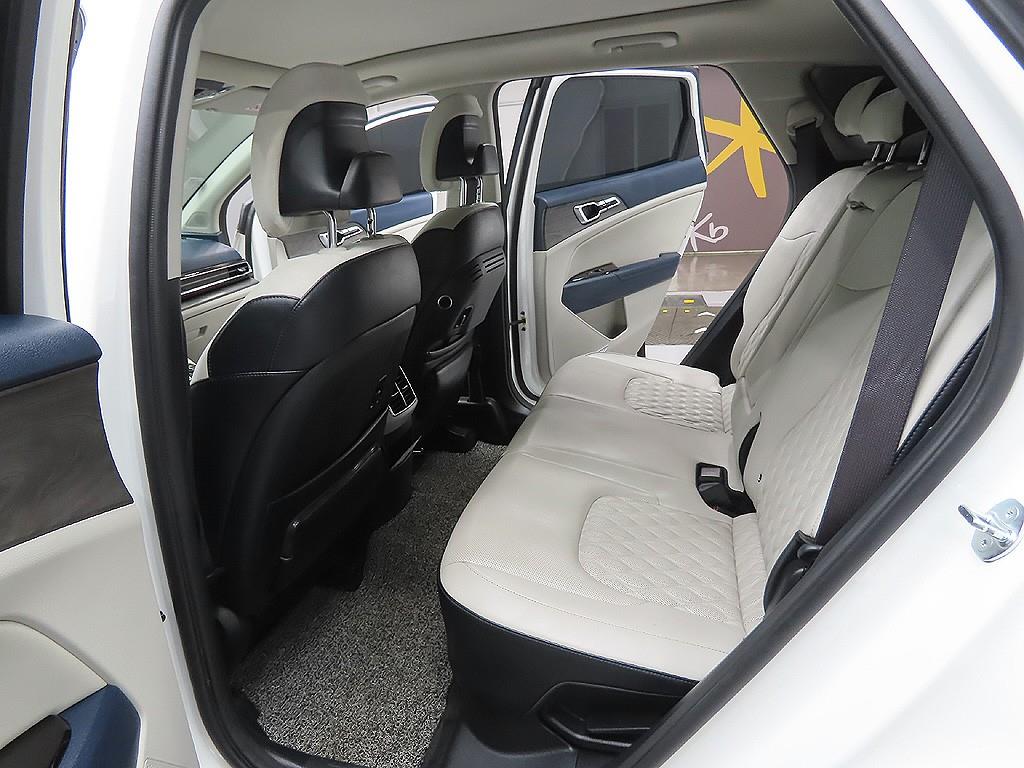 Kia Sportage 1.6 Turbo HEV 4WD Signature Gravity 10