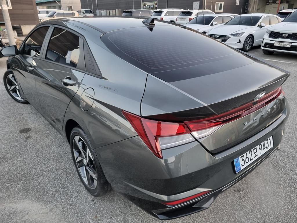 Hyundai Avante 1.6 Modern 5