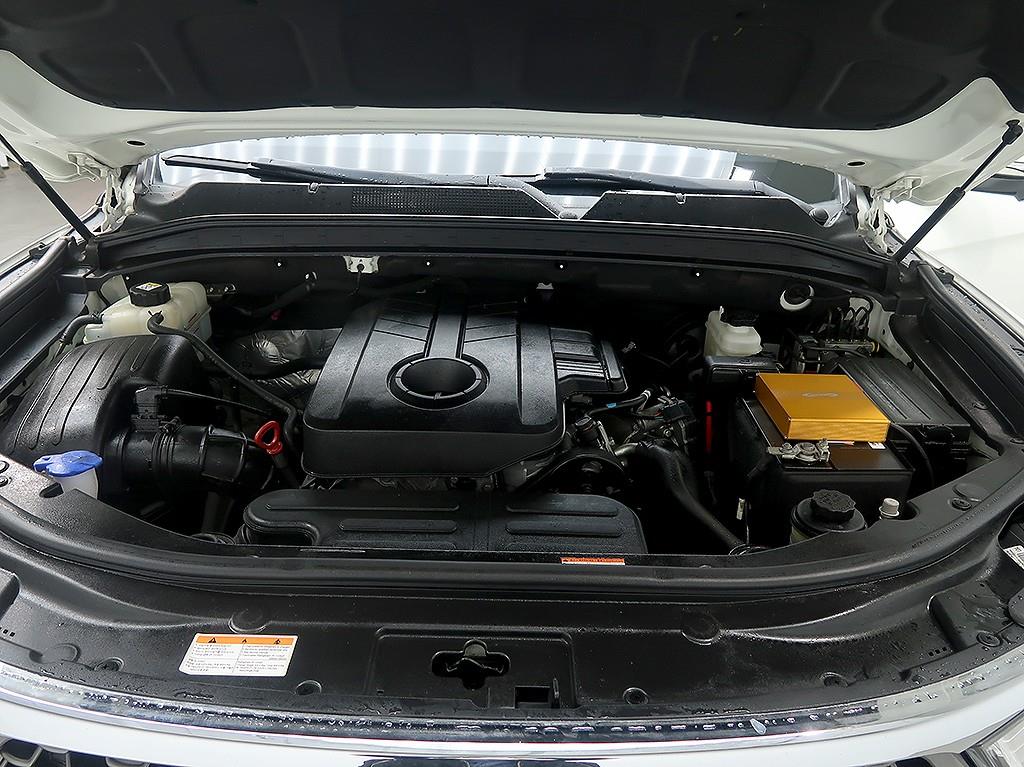 KG Mobility (Ssangyong) Rexton Diesel 2.2 2WD Majesty 8