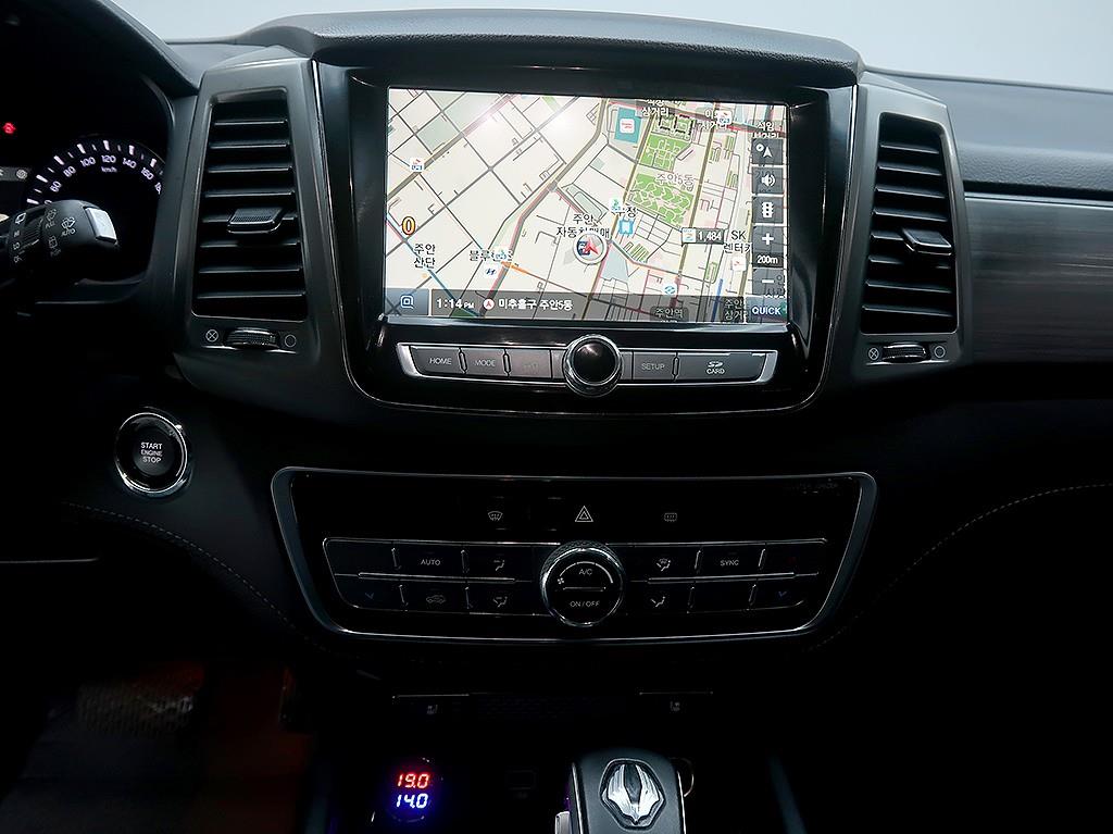 KG Mobility (Ssangyong) Rexton Diesel 2.2 2WD Majesty 10