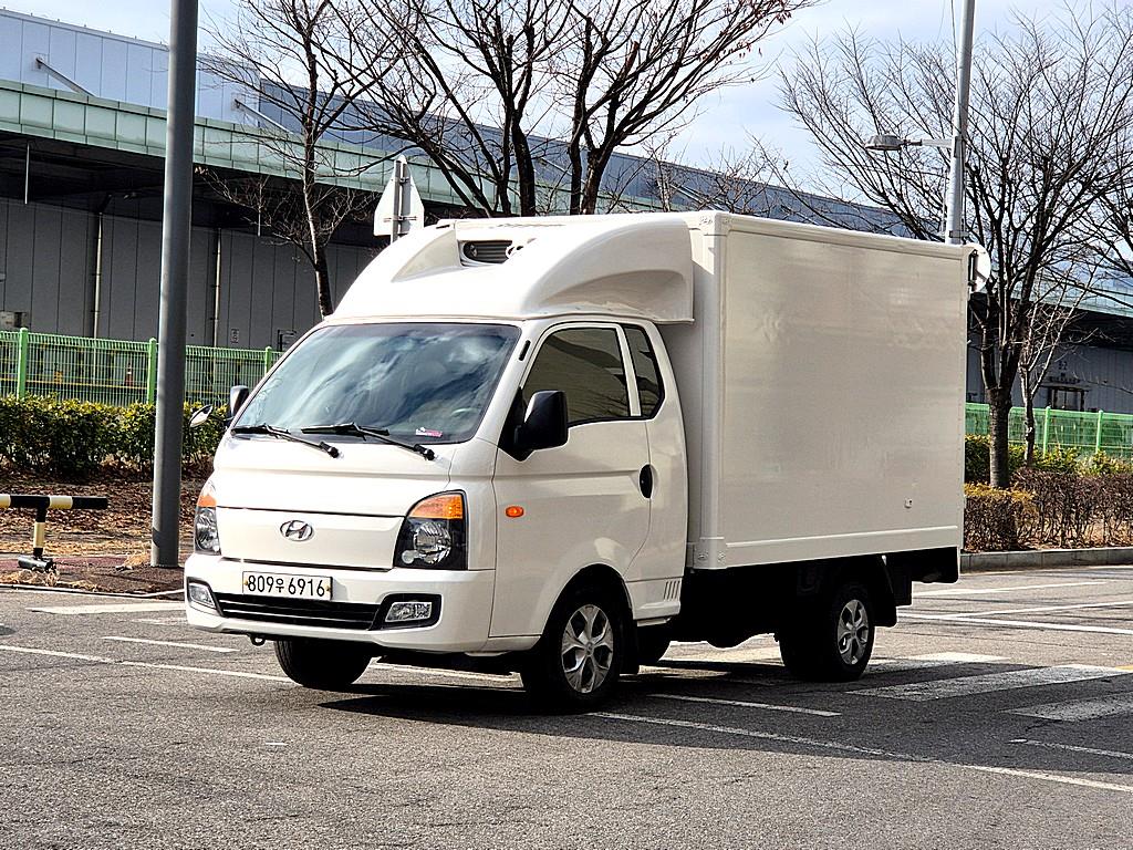 현대 포터2 1톤 냉동탑 - 중고 트럭 매물 이미지