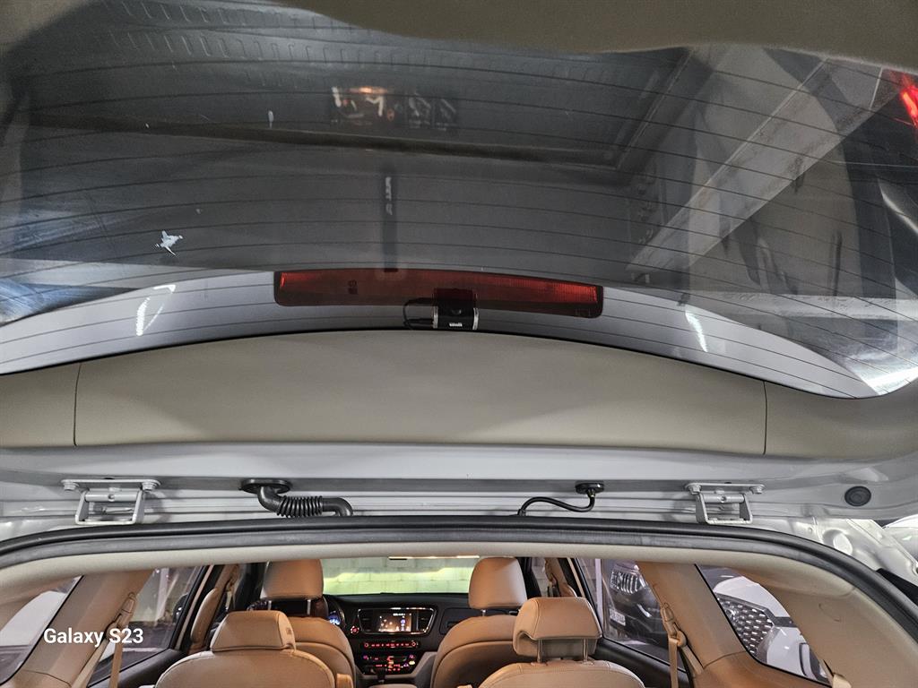 Kia Carnival Diesel Luxury 8