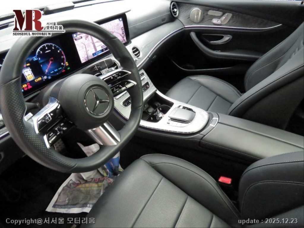 Mercedes-Benz E-Class E350 4MATIC Avantgarde 8