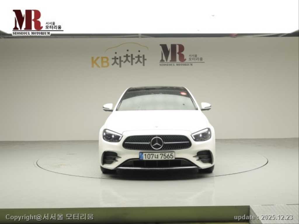 Mercedes-Benz E-Class E350 4MATIC Avantgarde 5