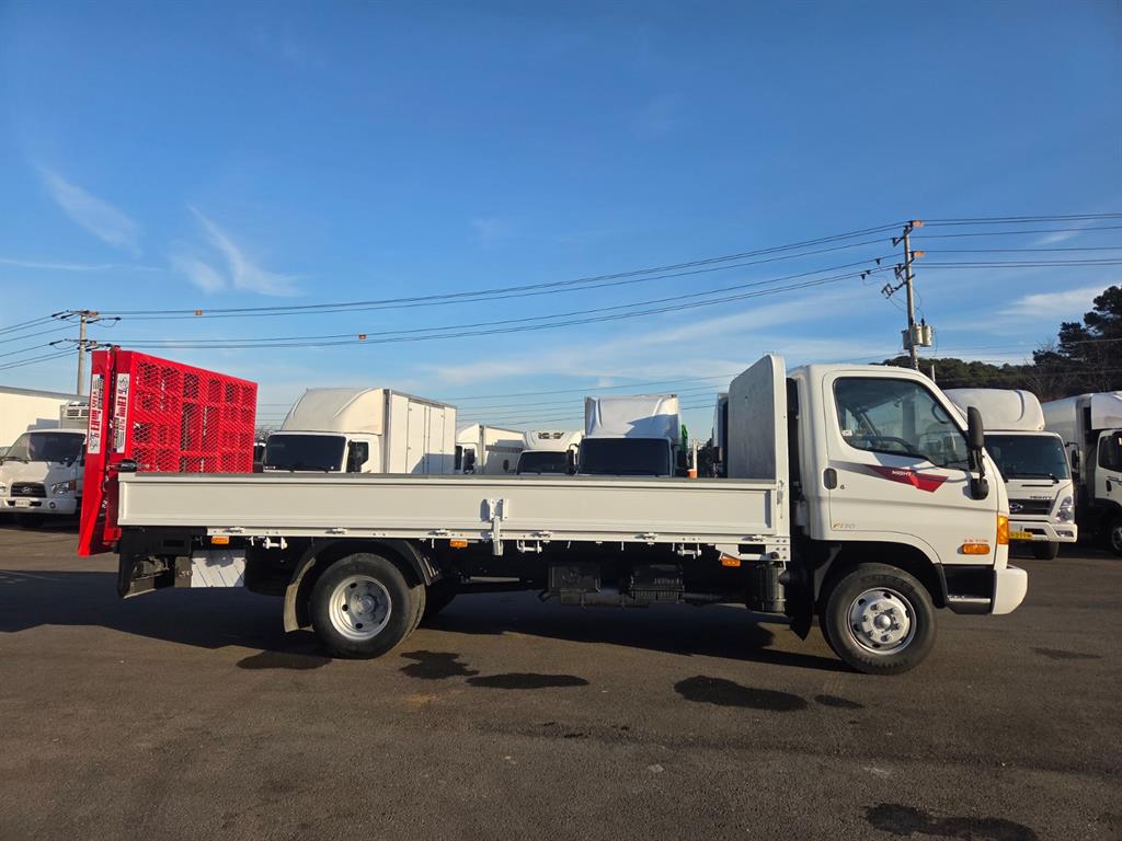 현대 어부바카 이마이티 3.5톤 무선리모컨 - 중고 트럭 매물 이미지