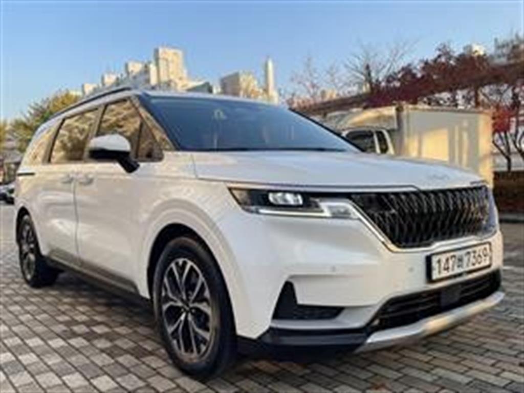 Kia Carnival Diesel Prestige 4