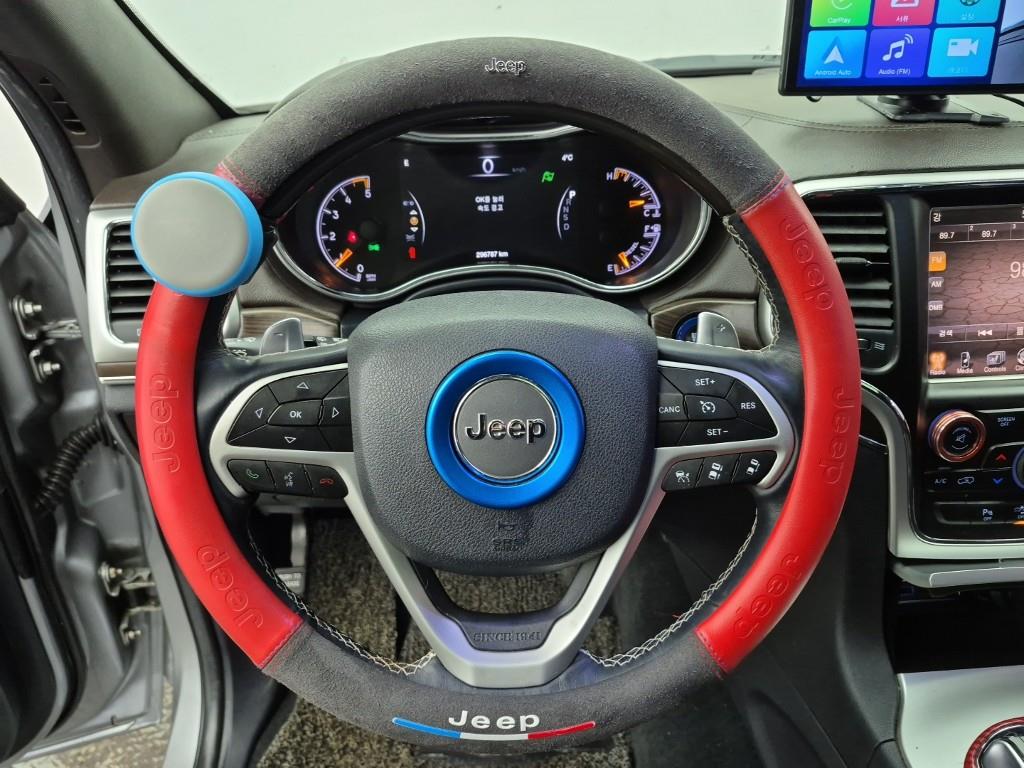 Jeep Cherokee 3.0 Diesel Overland WK2 10