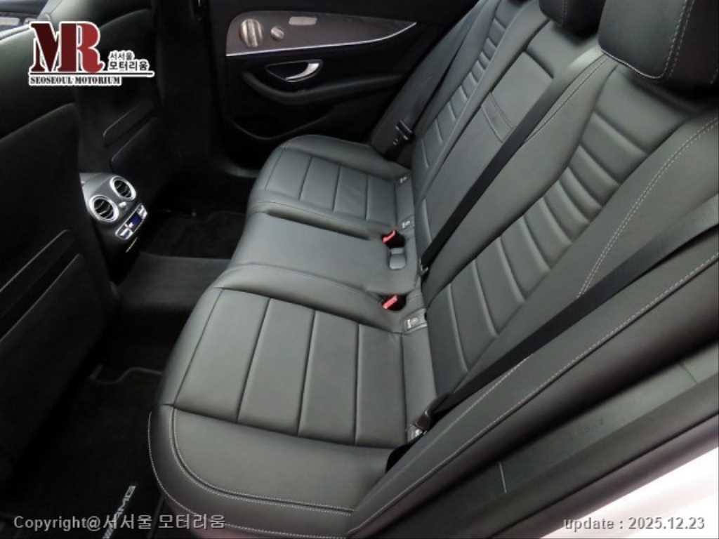 Mercedes-Benz E-Class E350 4MATIC Avantgarde 7