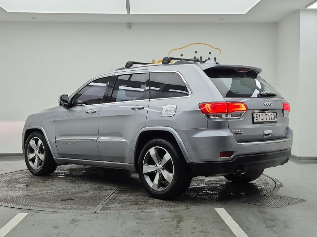 Jeep Cherokee 3.0 Diesel Overland WK2 4