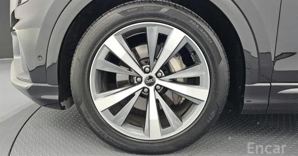 Audi Q8 50 TDI Quattro Premium 7