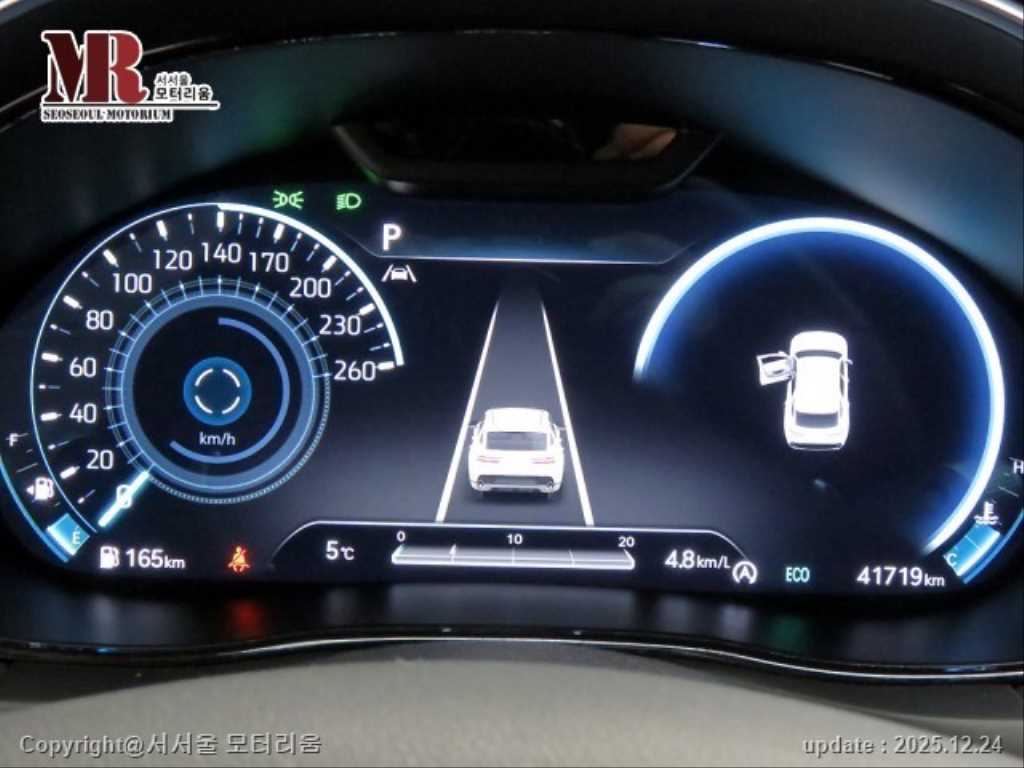 Genesis GV70 2.5T Gasoline 2WD Sport 10