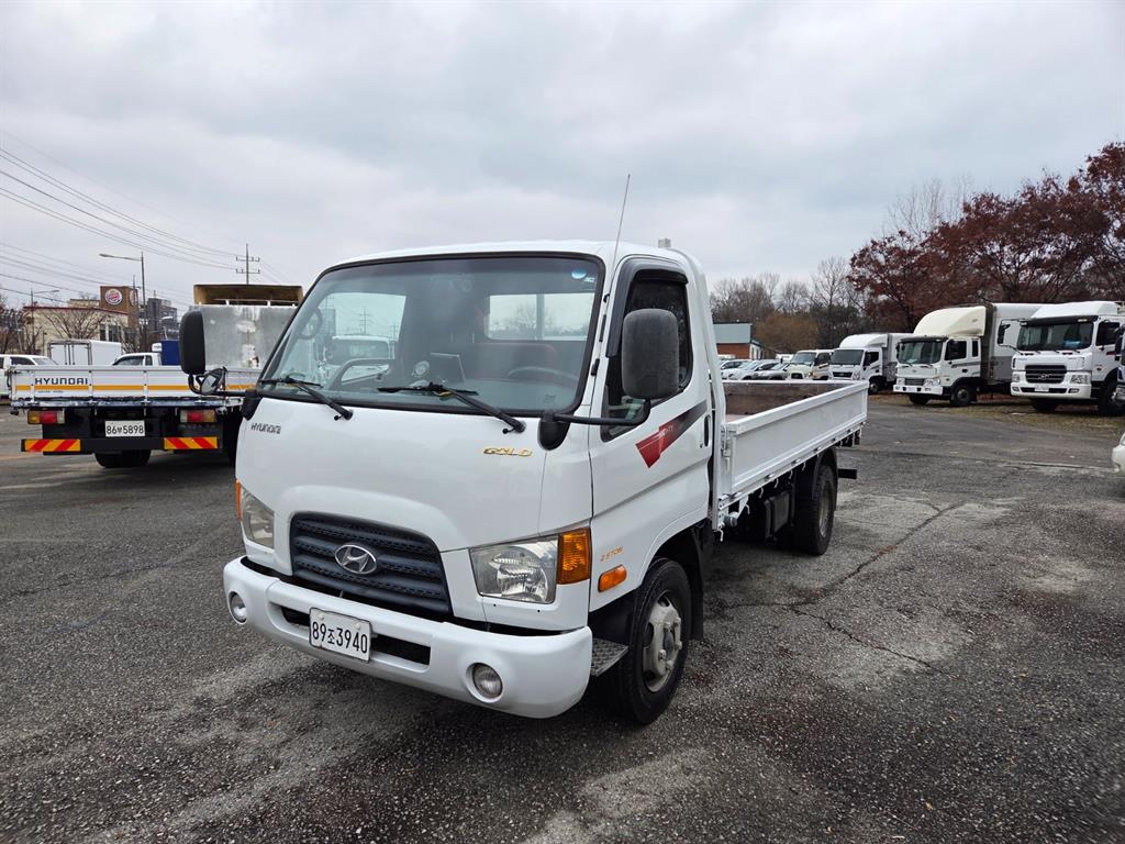 현대 이마이티 2.5톤 카고 - 중고 트럭 매물 이미지