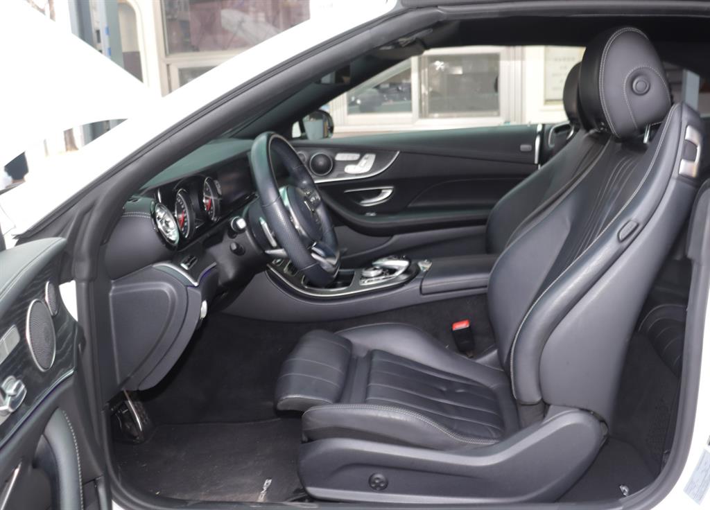 Mercedes-Benz E-Class E200 Cabriolet 10