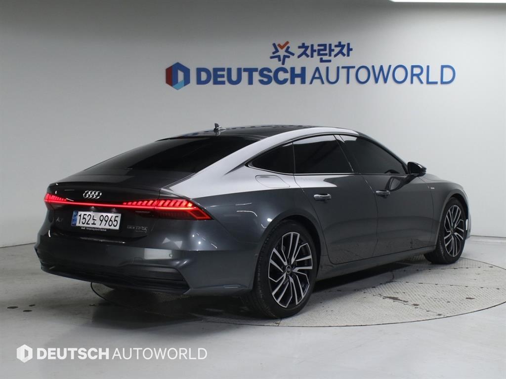 아우디 A7 55 TFSI 콰트로 프리미엄 사진 2/20