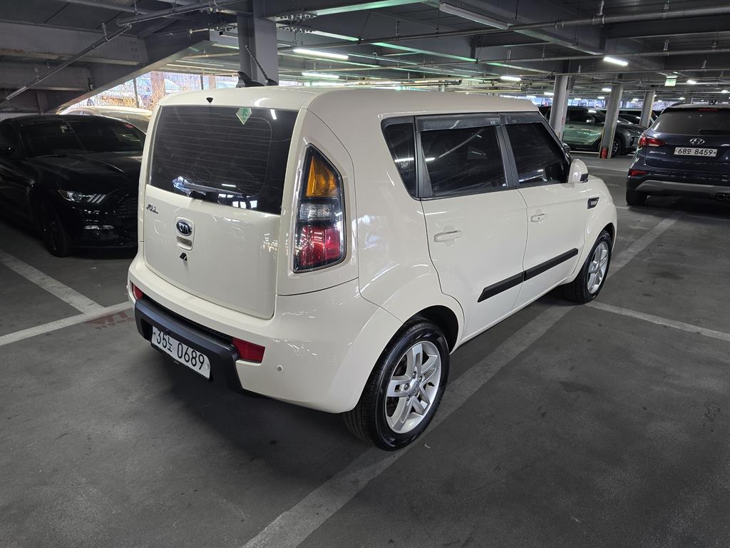 Kia Soul 1.6 SMART 5